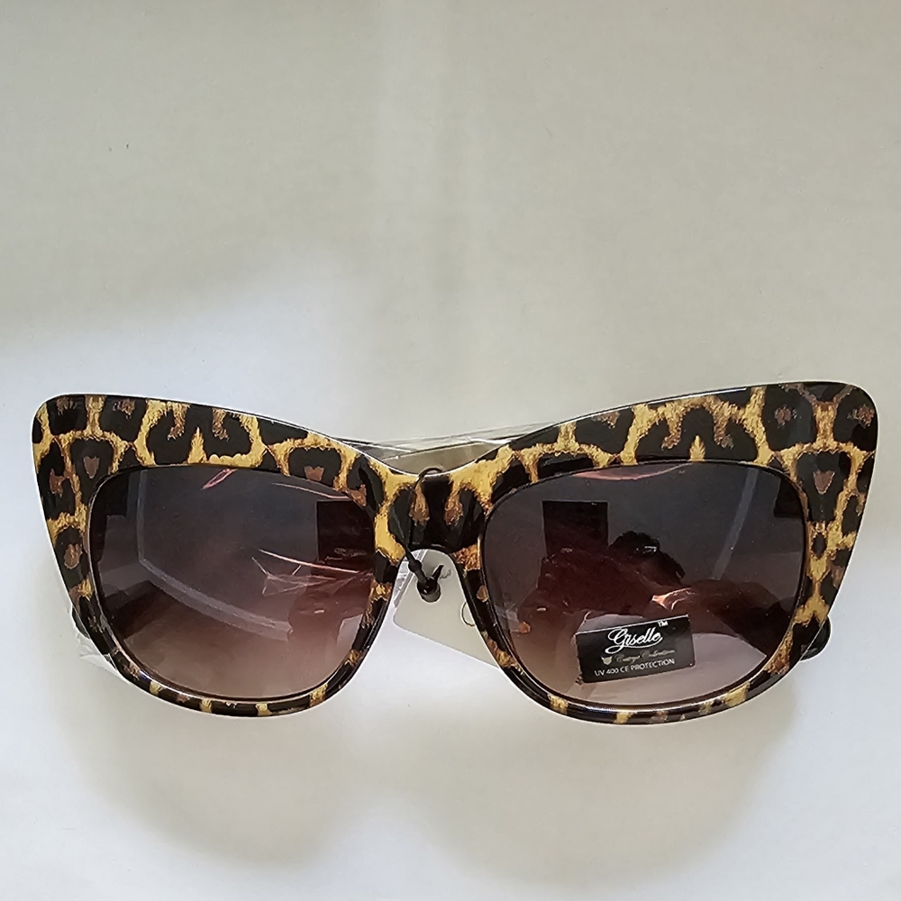 Giselle Cat Eye Sunglaases
